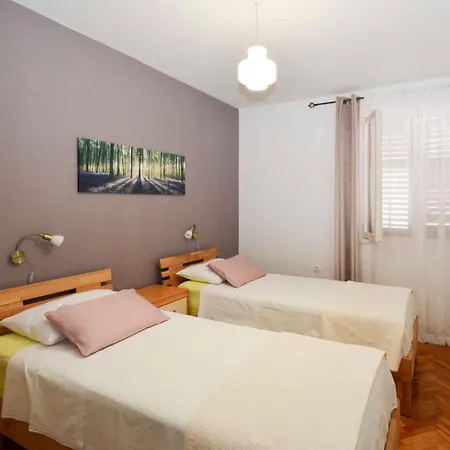 28 Fažana
