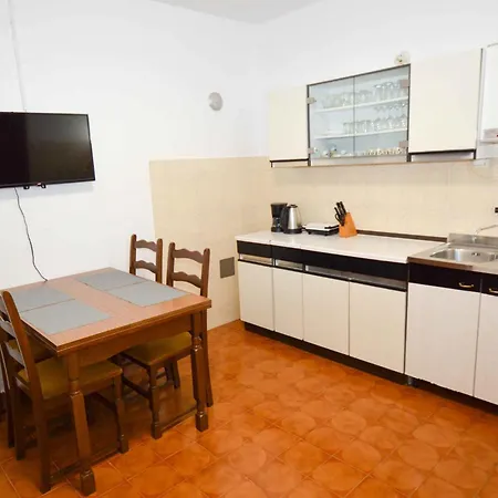 28 Fažana
