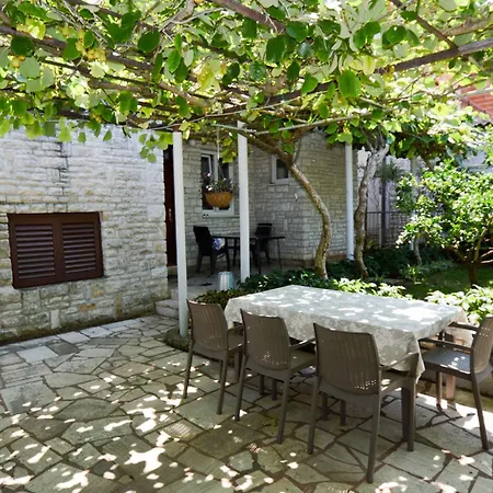 28 Apartman